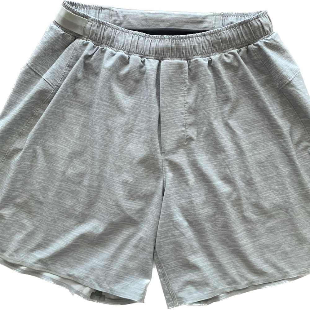Lululemon Men's Gray Lined Shorts. 5” inseam. Great Condition